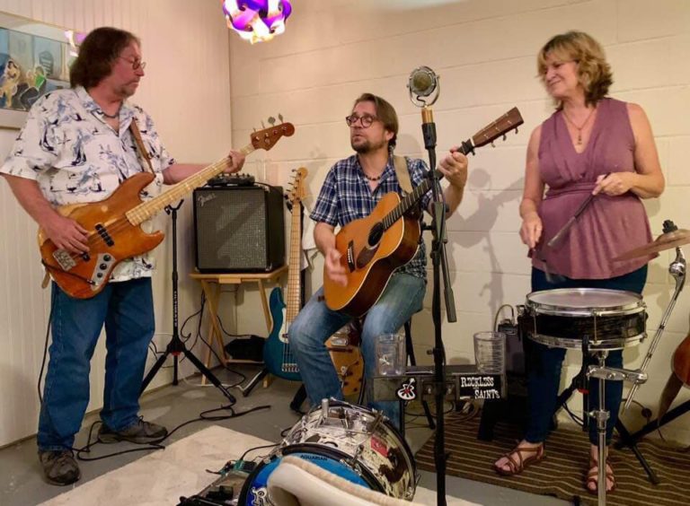 Thom Callahan, Roy Schneider, Kim Mayfield